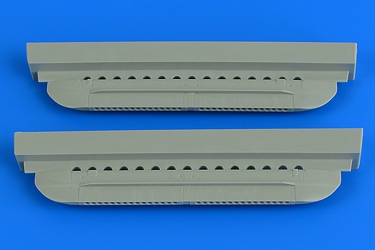 Aires 2230 MiG-23MLD distributeur de paillettes/fusées éclairantes (vide) 1/32 TRUMPETER