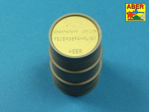 Aber 16158A German WW II 20L Jerry Can closings &amp;amp; 200L fuel drum covers (choice A) 1/16 – Bild 5