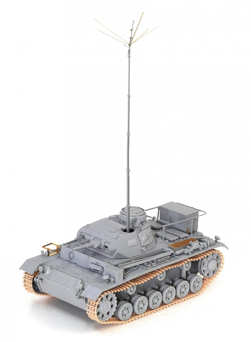 Dragon 6901 DAK Pz.Bef.Wg.III Ausf.H 1/35 – Bild 3