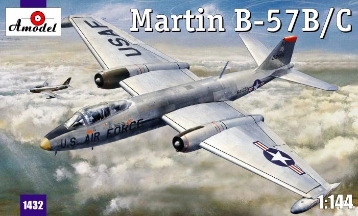 Amodel 01432 Martin B-57B/C Night 1/144