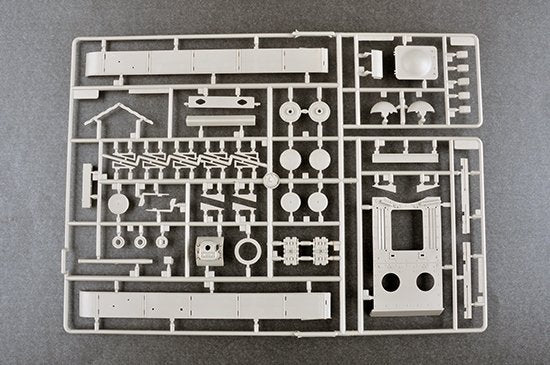 Trumpeter 09597 KV-1 1942 Simplified Turret Tank w/Tank Crew 1/35 – imagen 7