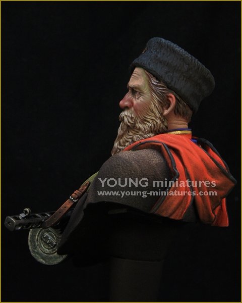 Young Miniatures YM1858 RUSSIAN COSSACK WWII 1/10 – immagine 4