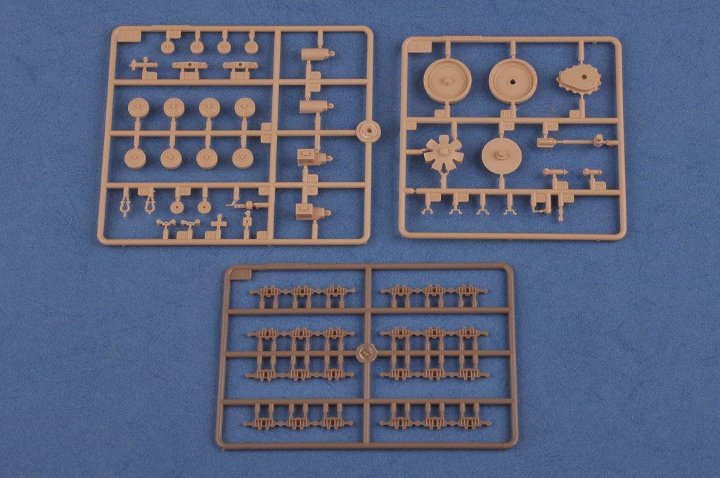 Hobby Boss 83887 Soviet T-12 Medium Tank 1/35 – immagine 4