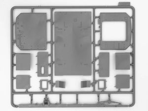 ICM 35019 ZIL-131 with driver Armed Forces of Ukraine 1/35 – immagine 13
