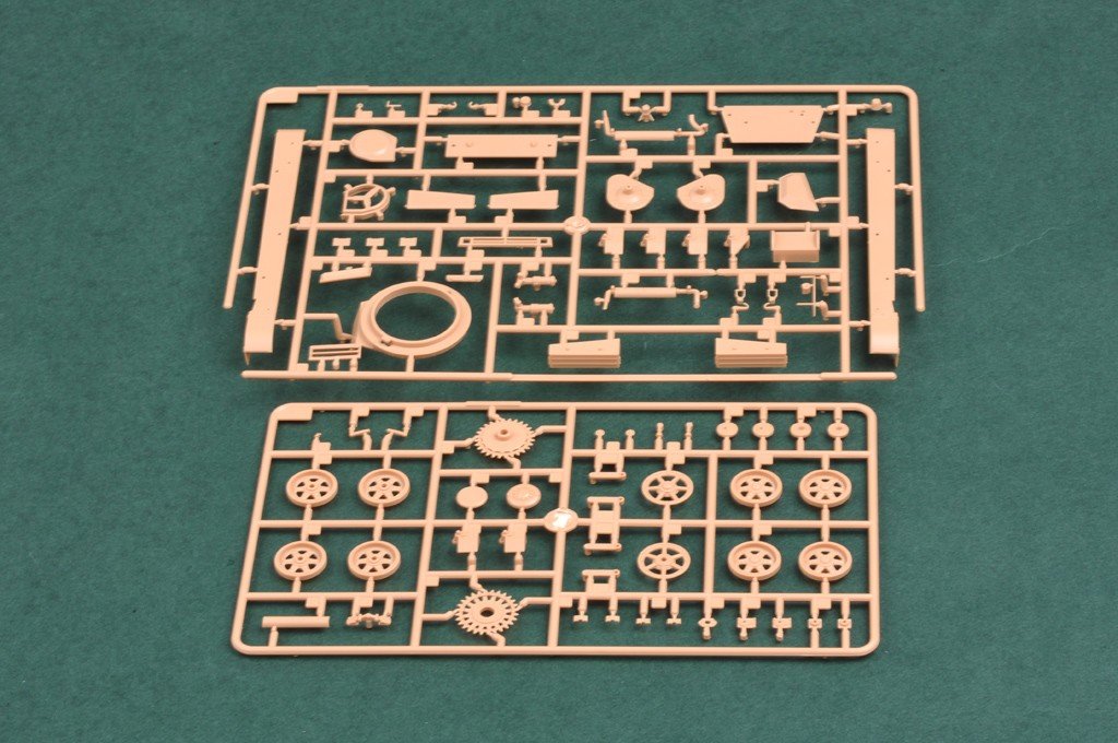 Hobby Boss 82478 Hungarian Light Tank 38M Toldi II(B40) 1/35 – imagen 6