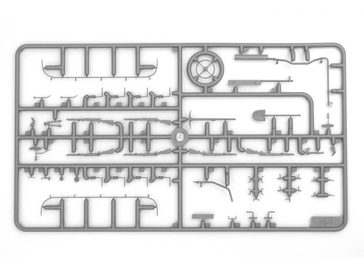 ICM 35502 Kfz.70 with MG 34 WWII German military vehicle 1/35 – image 13