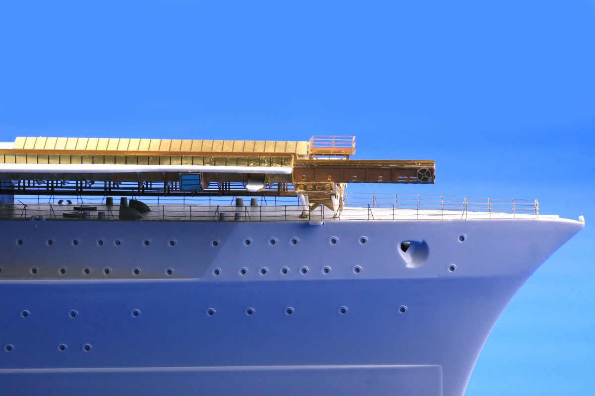Eduard 53205 DKM Graf Zeppelin pt.2 railings TRUMPETER 1/350 – imagen 7