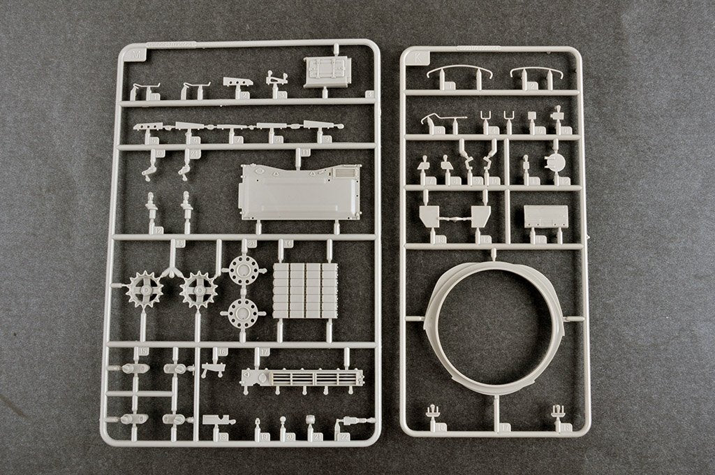 Trumpeter 09601 Obj.172 T-72 Ural soviétique au 1/35  – image 17
