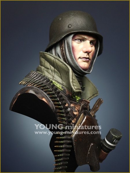 Young Miniatures YM1887 Waffen SS allemande Siège de Bastogne 1/10 – image 2