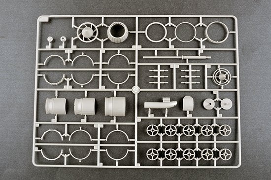 Trumpeter 02246 F-100F Super Saber 1/32 – image 7