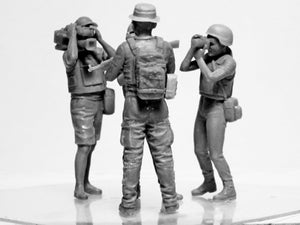 ICM 35751 Journalists in War 1/35 – image 11