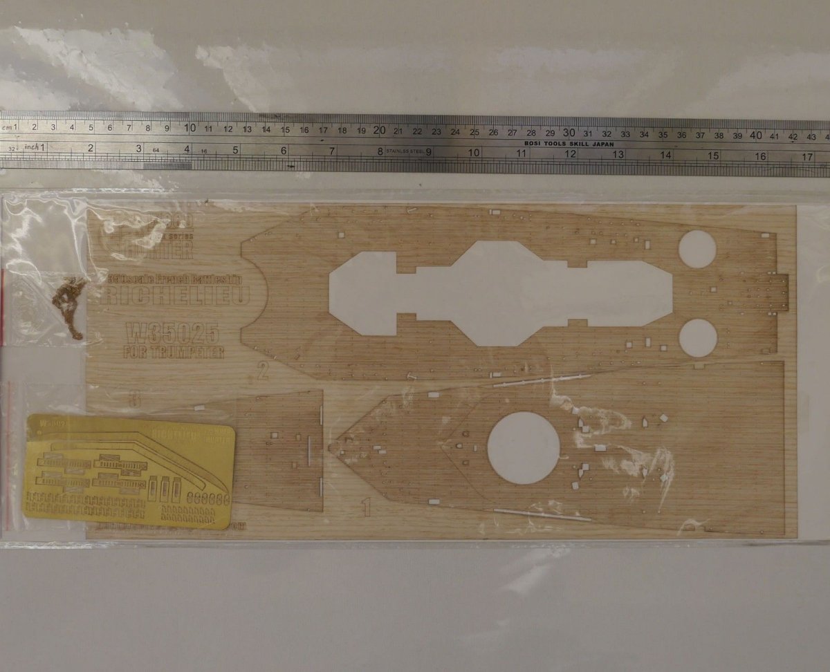 Wood Hunter W35025 Pont en bois Richelieu français pour Trumpeter 1/350 – image 2