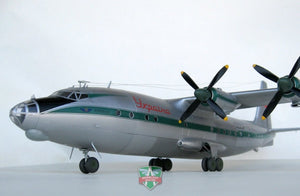 Modelsvit 72008 Antonov An-10 &amp;quot;Ukraine&amp;quot; 1/72 – imagen 6