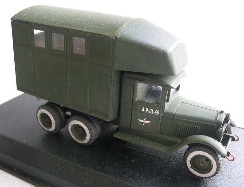 PST 72024 PARM-2 Field Aircraft Repair Shop 1/72 – imagen 3
