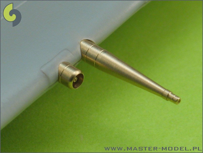 Master AM-72-005 Supermarine Spitfire E wing early - Hispano 20mm &amp;amp; .50cal dans des carénages (deux versions) – image 3