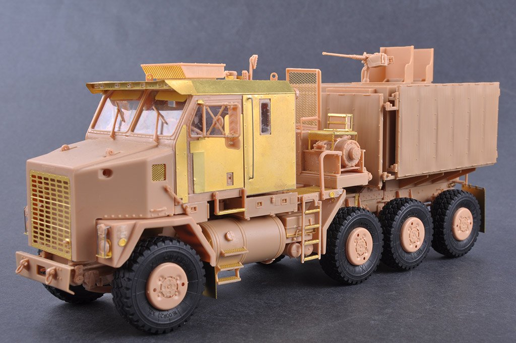 Hobby Boss 85525 M1070 Gun Truck 1/35 – Bild 20