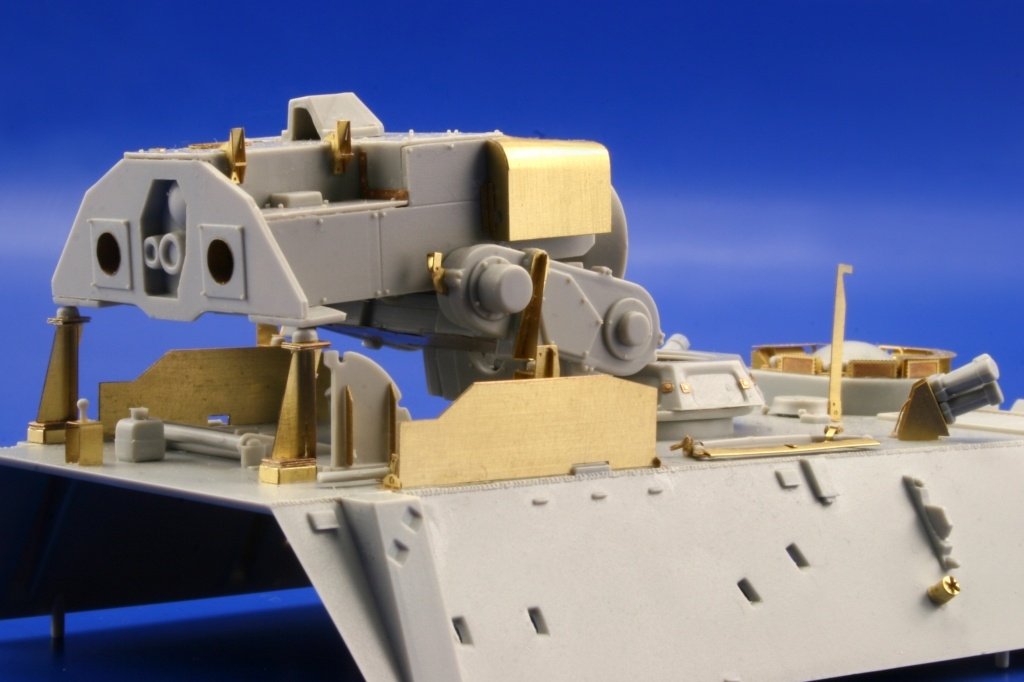 Eduard 36038 LAV AT 1/35 Trumpeter – image 17