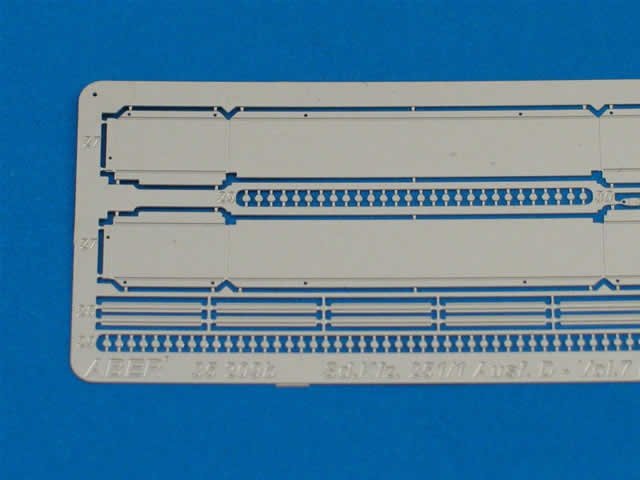 Aber 35209 Armoured personnel carrier Sd.Kfz. 251/1 Ausf. D - vol. 7 - additional set - back seats and boxes 1/35 – Bild 3