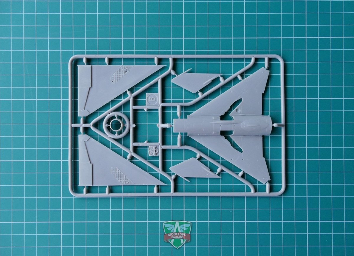 Modelsvit 72021 MiG-21F(Izdeliye &amp;quot;72&amp;quot;) Soviet supersonic fighter 1/72 – imagen 6