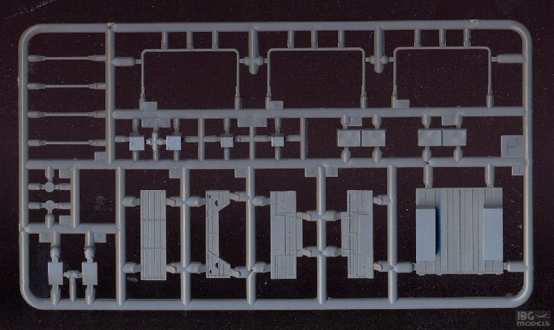 IBG 72013 Chevrolet C15A No.13 Cab Personnel Lorry 1/72 – imagen 3