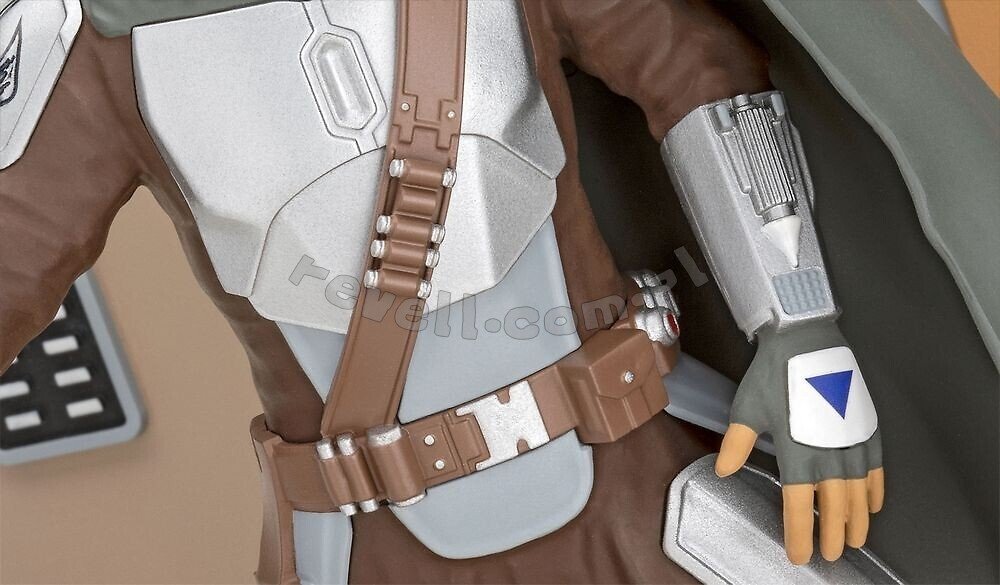 Revell 06784 Din Djarin le chasseur de primes - The Mandalorian 1/9  – image 6