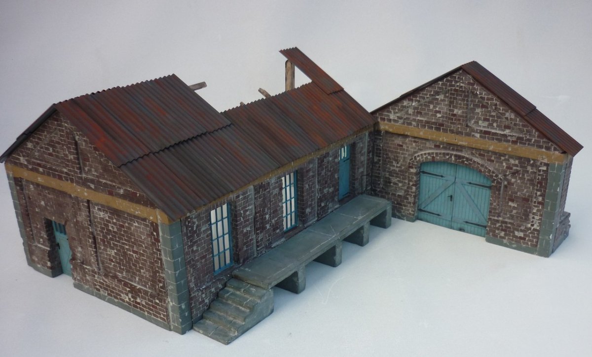 RT-Diorama 35211 Hangar à marchandises (Système modulaire) 1/35  – image 5