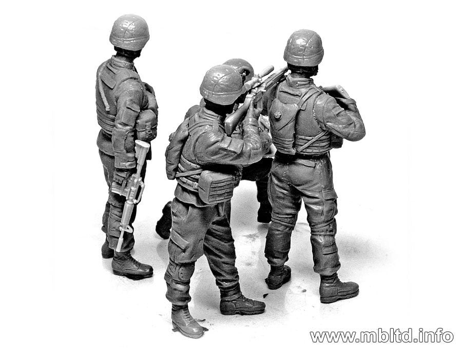 Master Box 3591 US Check Point (Iraq 2003) 1/35 – imagen 5