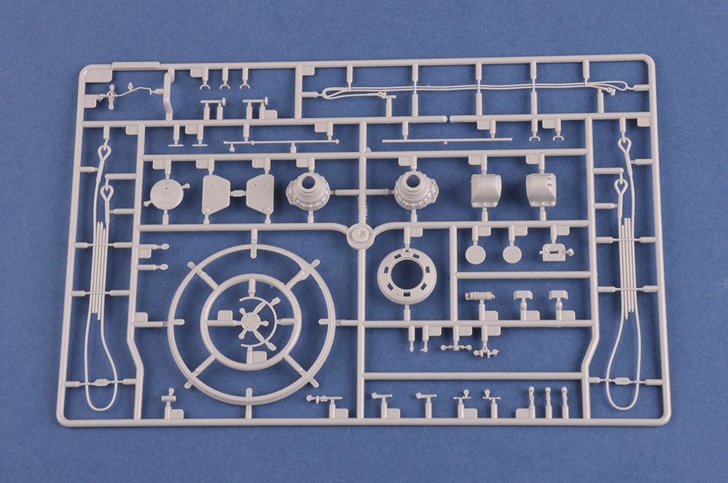 Hobby Boss 84558 Pz.Kpfw.VI Sd.Kfz.182 Tiger II Porsche Véhicule de première production Fgst.Nr.280009 1/35 – image 14