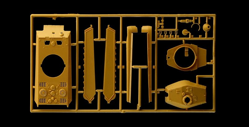 Italeri 74001 TIGER II - WoT- MODEL SET 1/72 – image 9