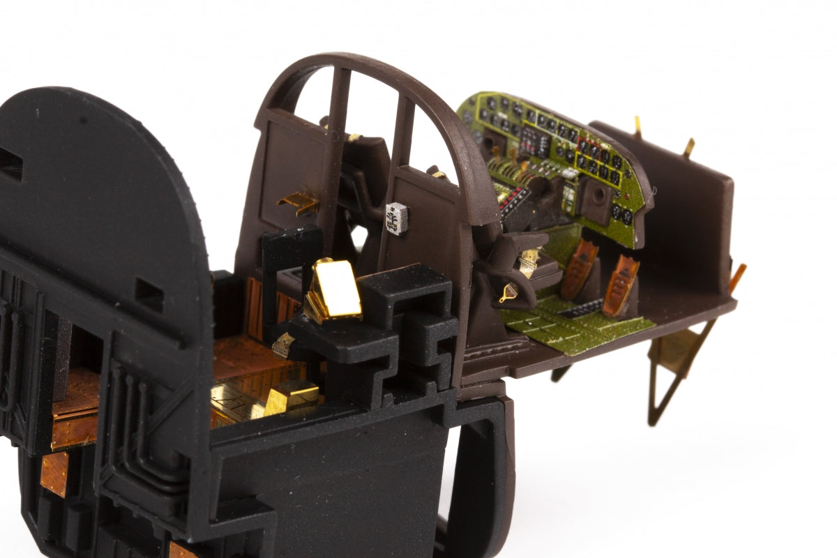 Eduard 73829 B-24H cockpit engines AIRFIX 1/72 – zdjęcie 7
