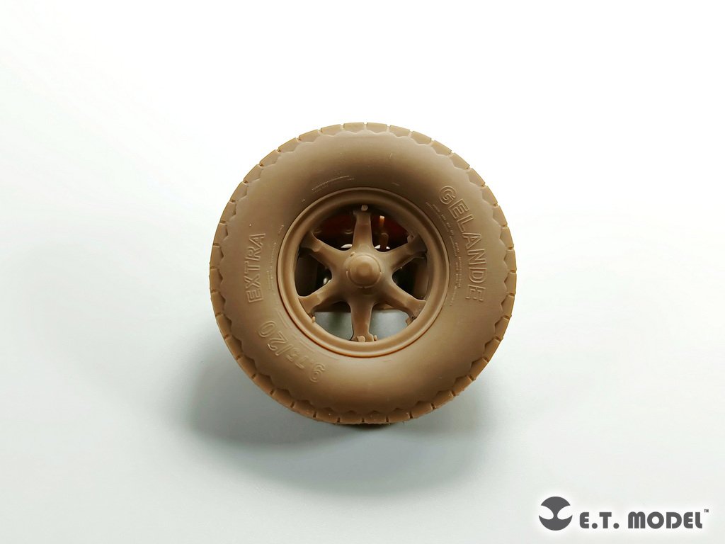 E.T. Model P35-134 WWII German Sd.Kfz.7(8t) Sagged Front Wheels &amp;amp; Spare Wheel Type.3 for Dragon / Trumpeter kit 1/35 – imagen 4