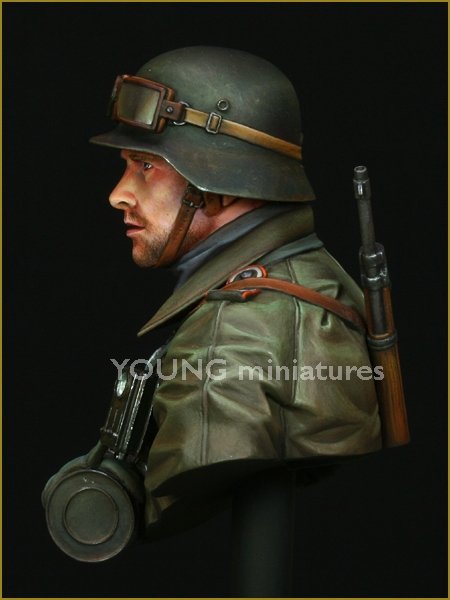 Young Miniatures YM1819 German Feldgendarmerie WWII 1/10 – imagen 9
