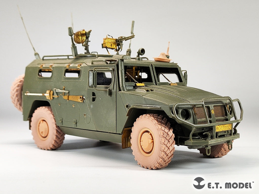E.T. Model P35-154 Russian GAZ-233014 STS TIGER Armored High-Mobility Vehicle Sagged Wheels For Meng Kit 1/35 – zdjęcie 8