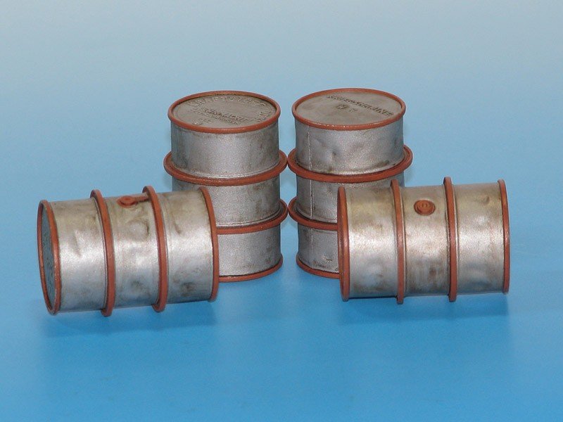 Eureka XXL E-011 Zestaw 4 beczek 200l 1/35