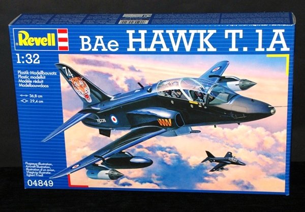 Revell 04849 BAe Hawk T.1 RAF 1/32
