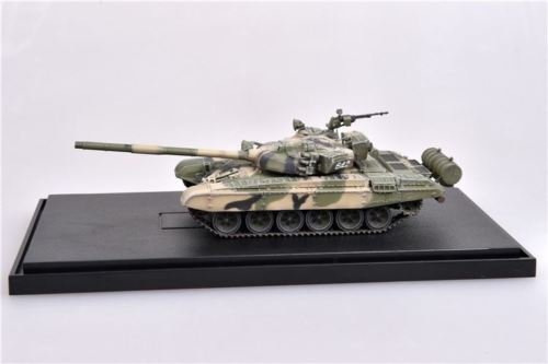 Modelcollect AS72119 Soviet Army T-72B Main battle tank, 1980s, 1/72