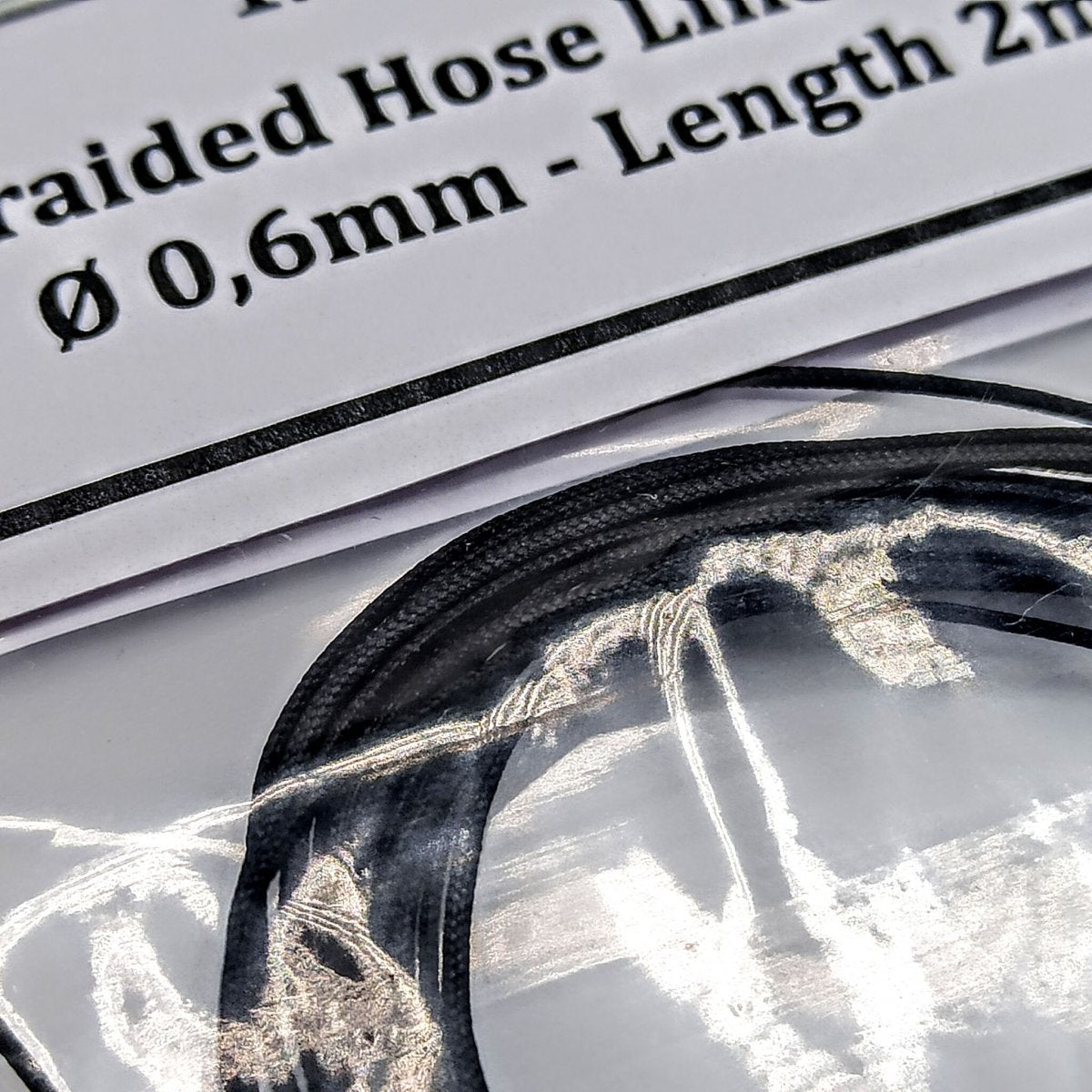 Yamamoto Model Parts YMPTUN75 Braided Hose Line Black 0,6mm 2m 1/24 – imagen 2