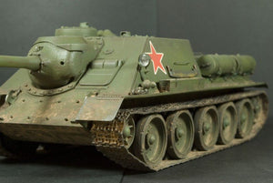 Dragon 6359 Chasseur de chars soviétique SU-100 (1/35) – image 2