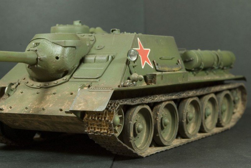 Dragon 6359 Chasseur de chars soviétique SU-100 (1/35) – image 2