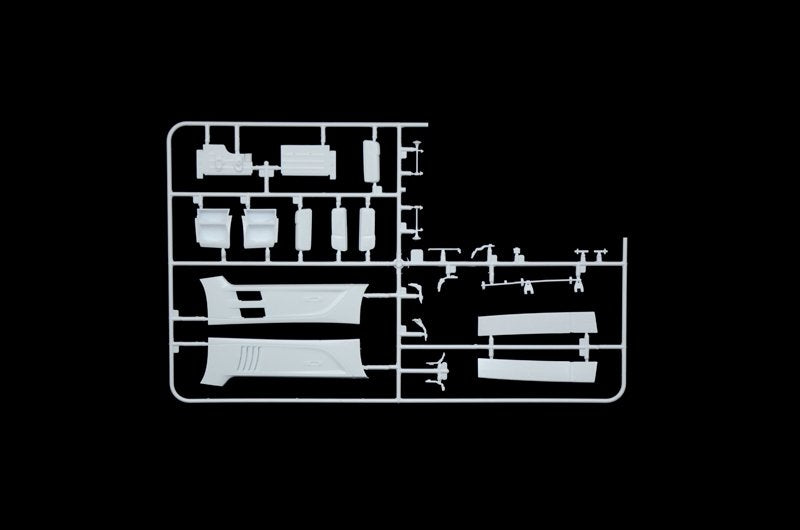 Italeri 3948 MERCEDES-BENZ MP4 BIG SPACE 1/24 – Bild 7