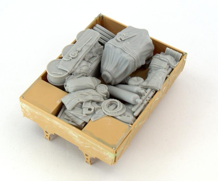 Panzer Art RE35-482 Stowage set for Sd.Kfz 9 FAMO 1/35 – zdjęcie 3