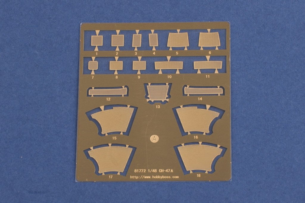 Hobby Boss 81772 CH-47A Chinook 1/48 – image 4