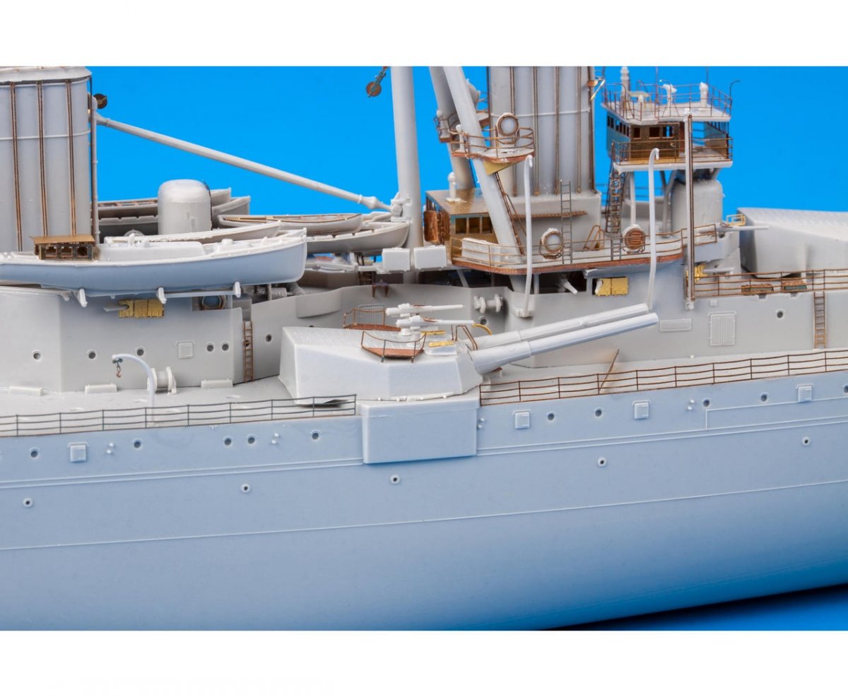 Eduard 53258 HMS Dreadnought 1915 1/350 TRUMPETER – image 7