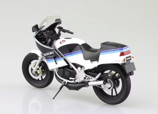Aoshima 10676 Suzuki RG250 Gamma - Blue/White 1/12 – immagine 3