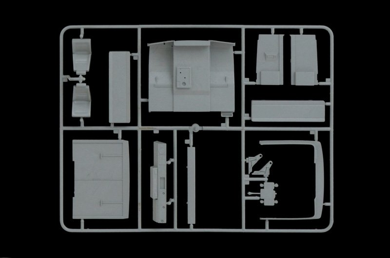 Italeri 3902 BERLIET R352ch RENAULT R360 1/24 – Bild 8