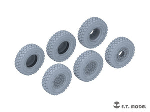 E.T. Model P35-131 KAMAZ-43509 Truck Sagged wheels &amp;amp; Spare Wheels for Zvezda kit 1/35 – imagen 2