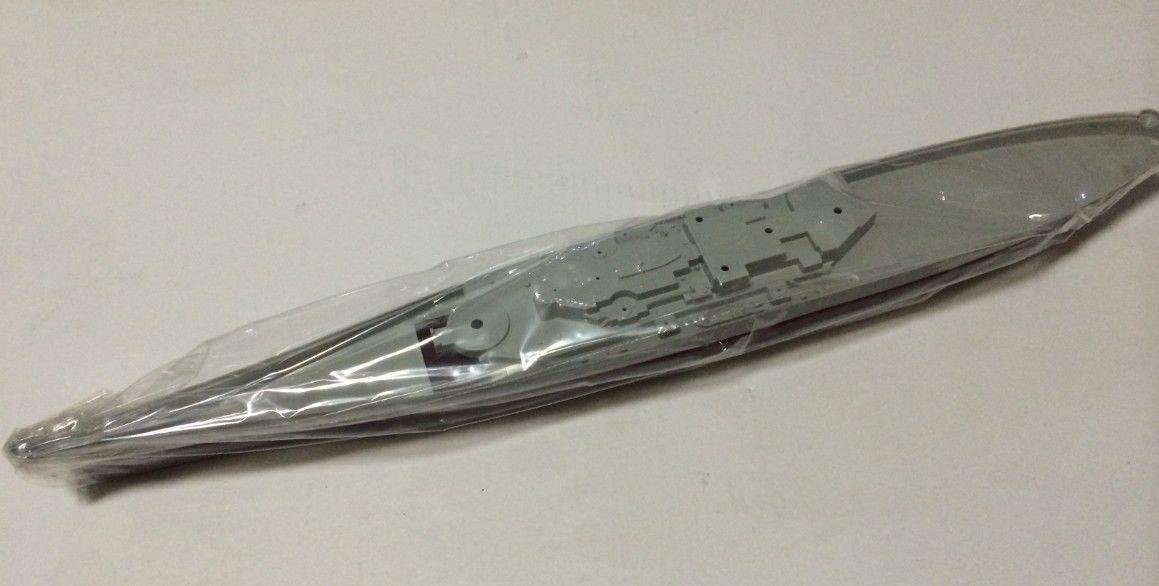 Trumpeter 05701 US Battleship BB-61 Iowa 1984 Modern 1/700 – imagen 3