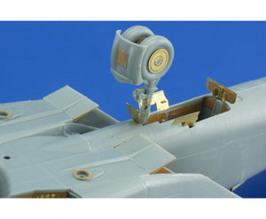 Eduard 48797 MiG-25PD/ PDS Foxbat extérieur KITTY HAWK 1/48 – image 15