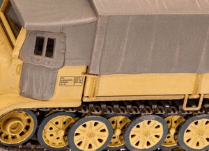 Revell 03263 Sd.Kfz. 7 (Late Production) 1/72 – image 3
