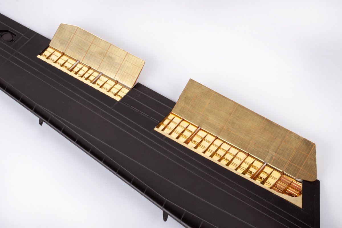Eduard 72677 B-52 landing flaps 1/72 MODELCOLLECT – zdjęcie 7